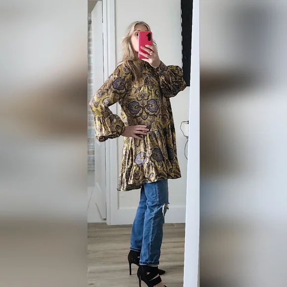 OUD Paris Top & Pant Set - Picture 13 of 16